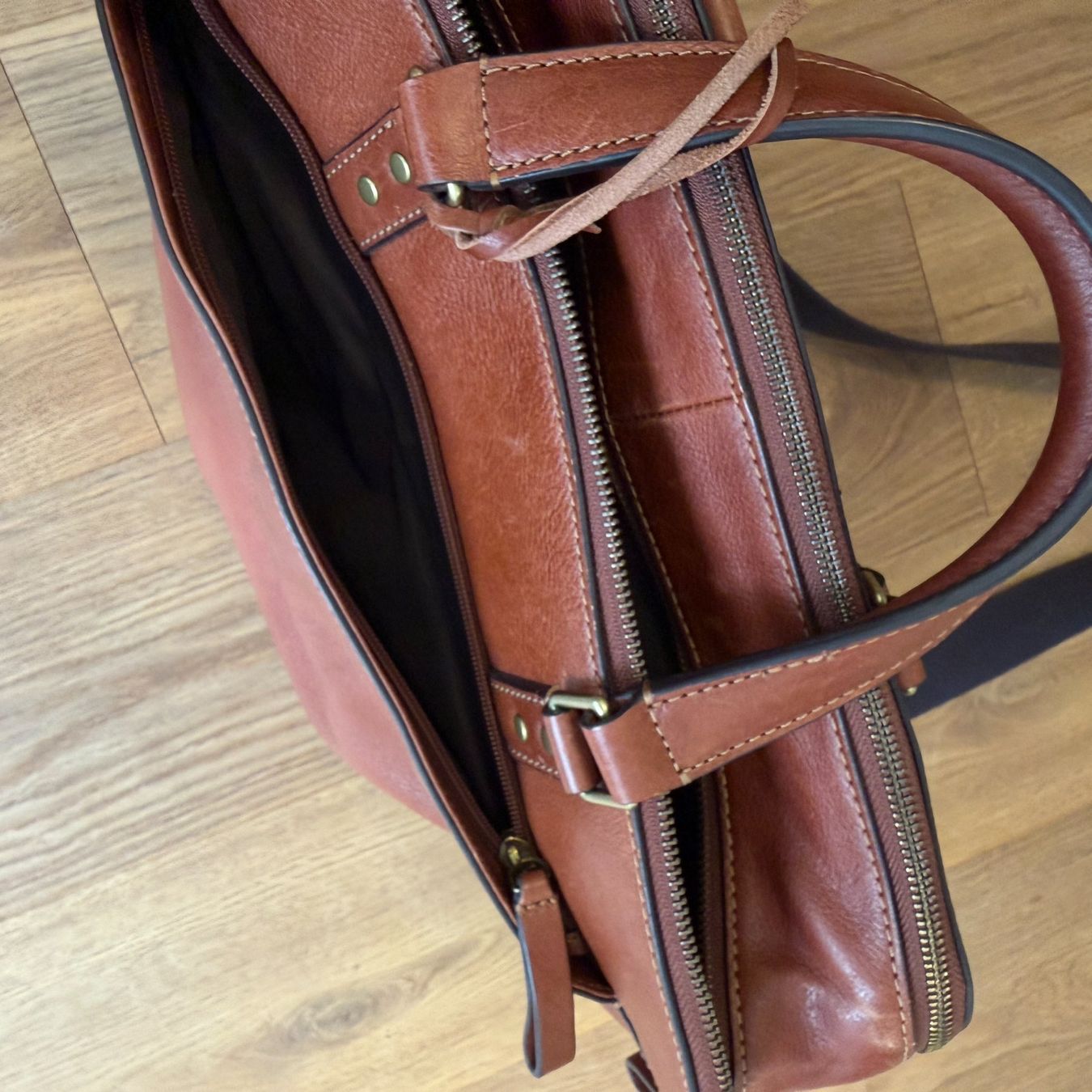 Fossil Valigie & Borse: Fossil Aktentasche Defener Double Zip Leder Cognac – Usato da Balzers venduto da dassandro 4