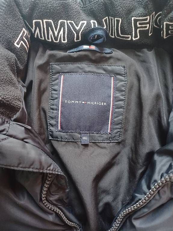 Jacken: Tommy Hilfiger Original Jacke – Gebraucht aus Emmenbrücke von Ddagi