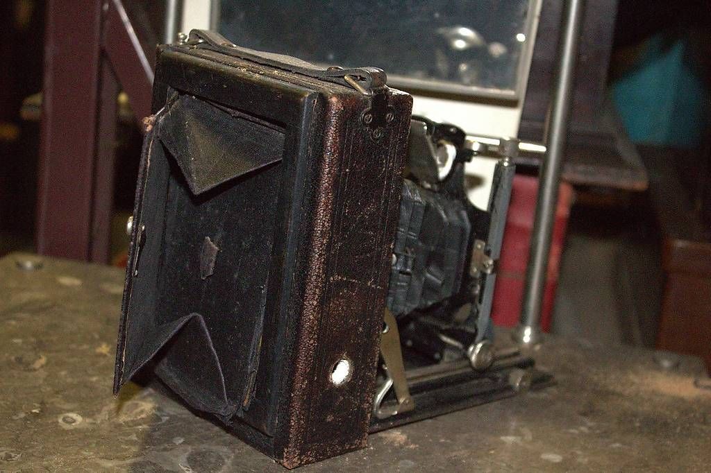Fotocamera: Vecchia macchina fotografica primi '900 – Usato da Coldrerio venduto da magnan 1