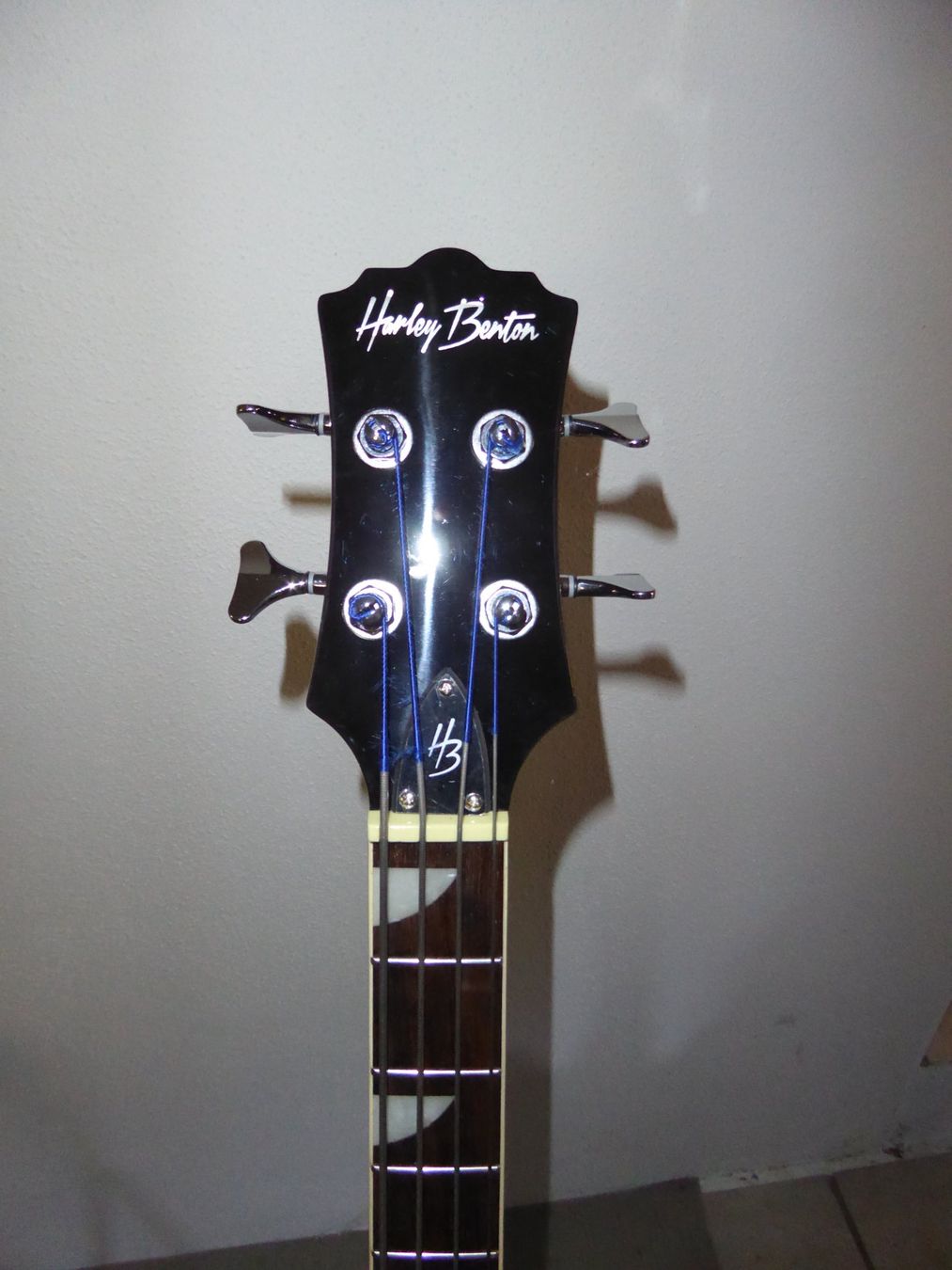 Harley Benton Strumenti musicali: SEMI AKUSTIK BASS, HARLEY BENTON – Nuovo (secondo la descrizione) da Romanshorn venduto da beckli20 1
