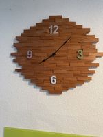 Wanduhr aus Holz Mosaik Design braun guter Zustand