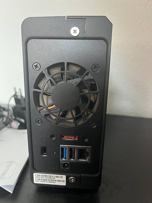 Server: Synology DS115 NAS  inkl. 2TB HDD – Usato da Thun venduto da jul_y9lm 2