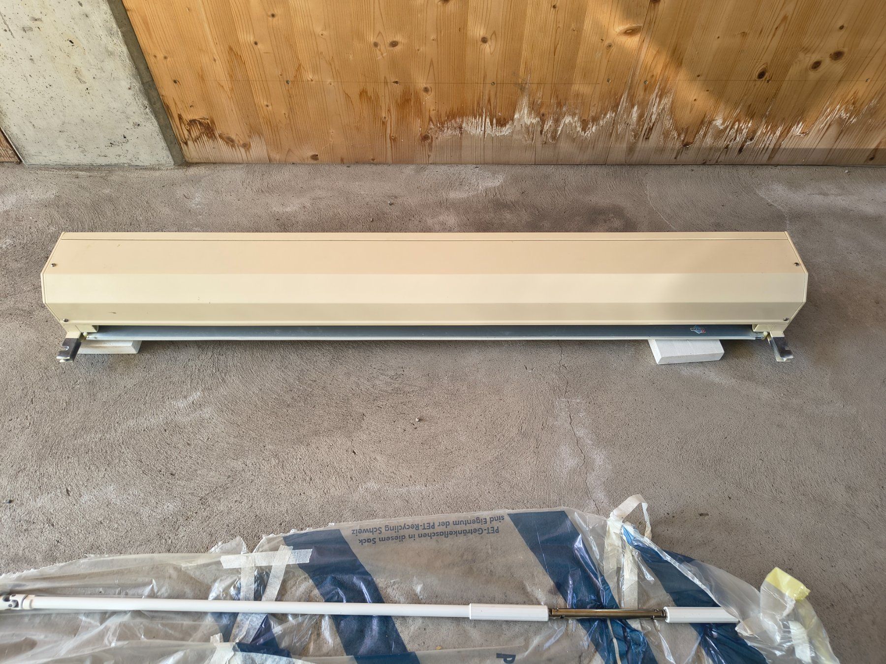 Tende da sole: Lammellenstoren Montfix Rufalex – Usato da Uznach venduto da slk_jj8b 2