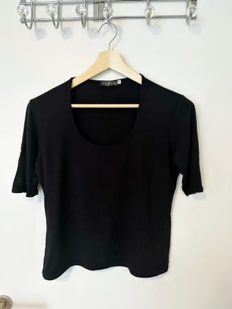 Vango Paris, Schickes schwarzes Shirt, Grösse 3