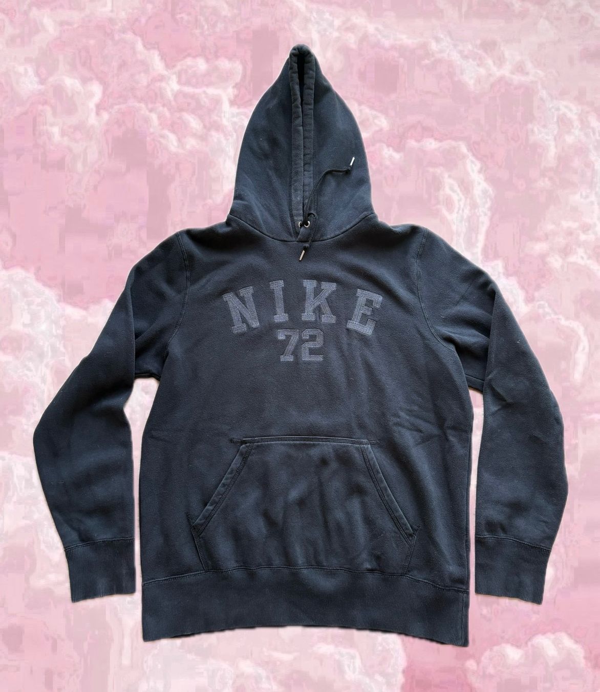 Nike Maglioni & Felpe: Nike Pullover – Usato da Wigoltingen venduto da _vntg_