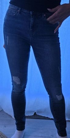 Damen Jeans Guess blau mit Rissen gebraucht