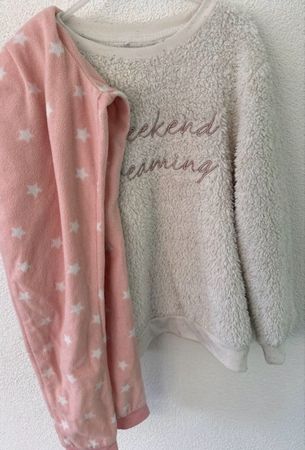 Pyjama Gr. 128-134, Kuschelig Warm!