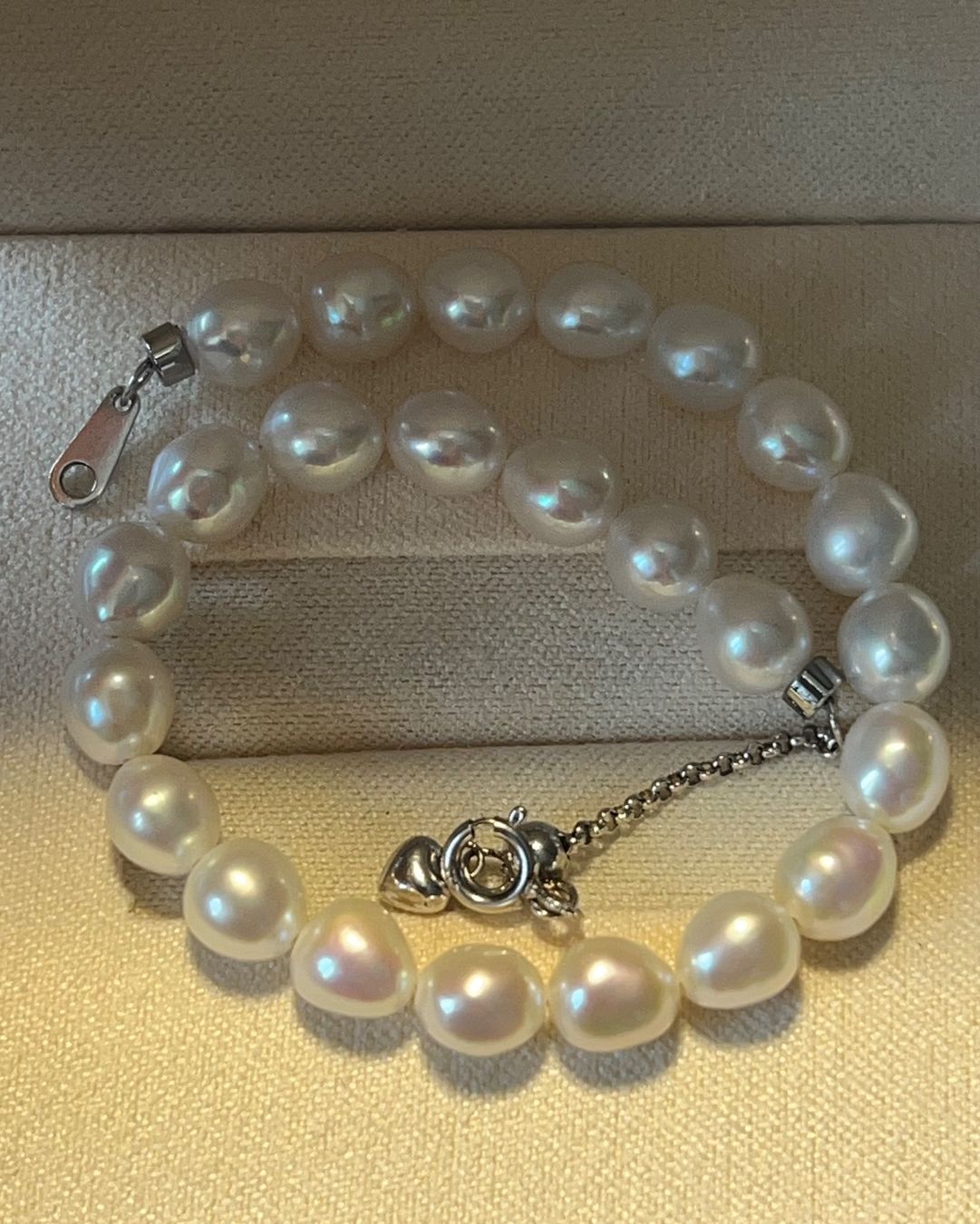 Bracciali & Braccialetti: Armkette mit Süsswasserperlen 17-19 cm – Nuovo (secondo la descrizione) da Bern venduto da Steinfieber