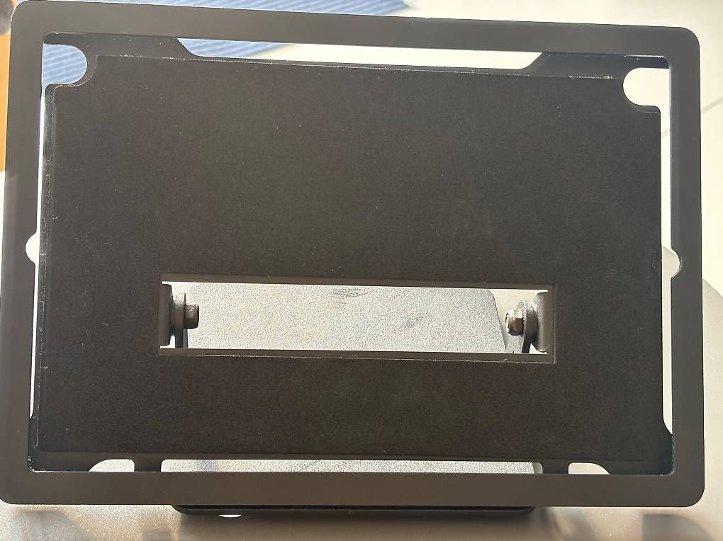 Altro in Decorazioni & Accessori: Windfall Prime support  pour Ipad 8e Gen – Usato da Veyrier venduto da pau_62bs 1
