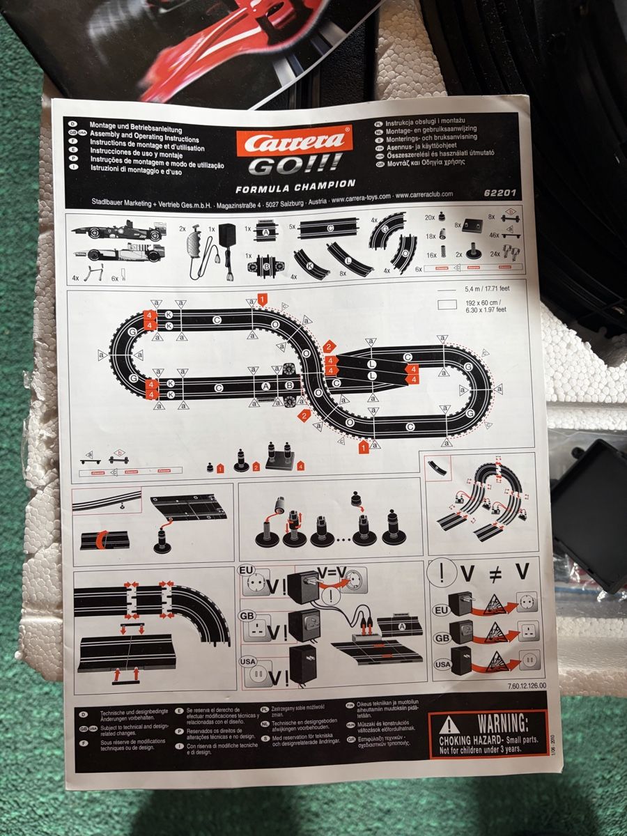 Carrera Circuits: Carrera Rennbahn mit Autos – D'occasion à Herisau par spinn_chind 7