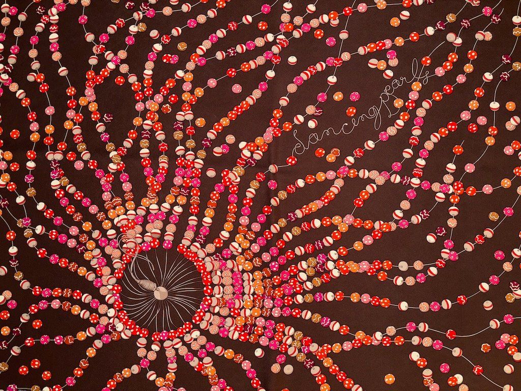 Hermès Foulards, Tücher & Schals: HERMES Foulard "DANCING PEARLS" – Gebraucht aus Zürich von Libraco 3