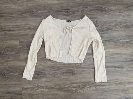 Cardigan bianco primaverile