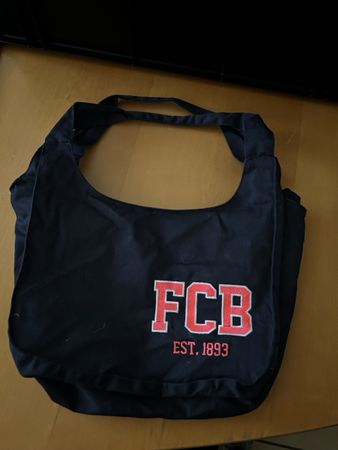 FCB Basel Tasche - Praktisch für den Alltag! Neuwertig