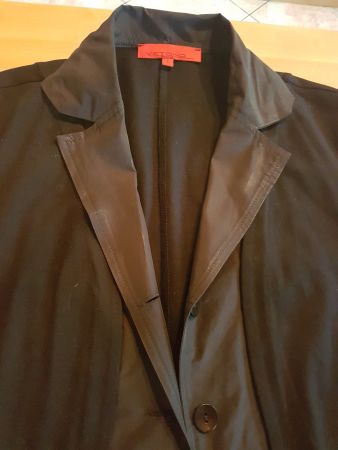 Veste légère noire taille S marque Vetono