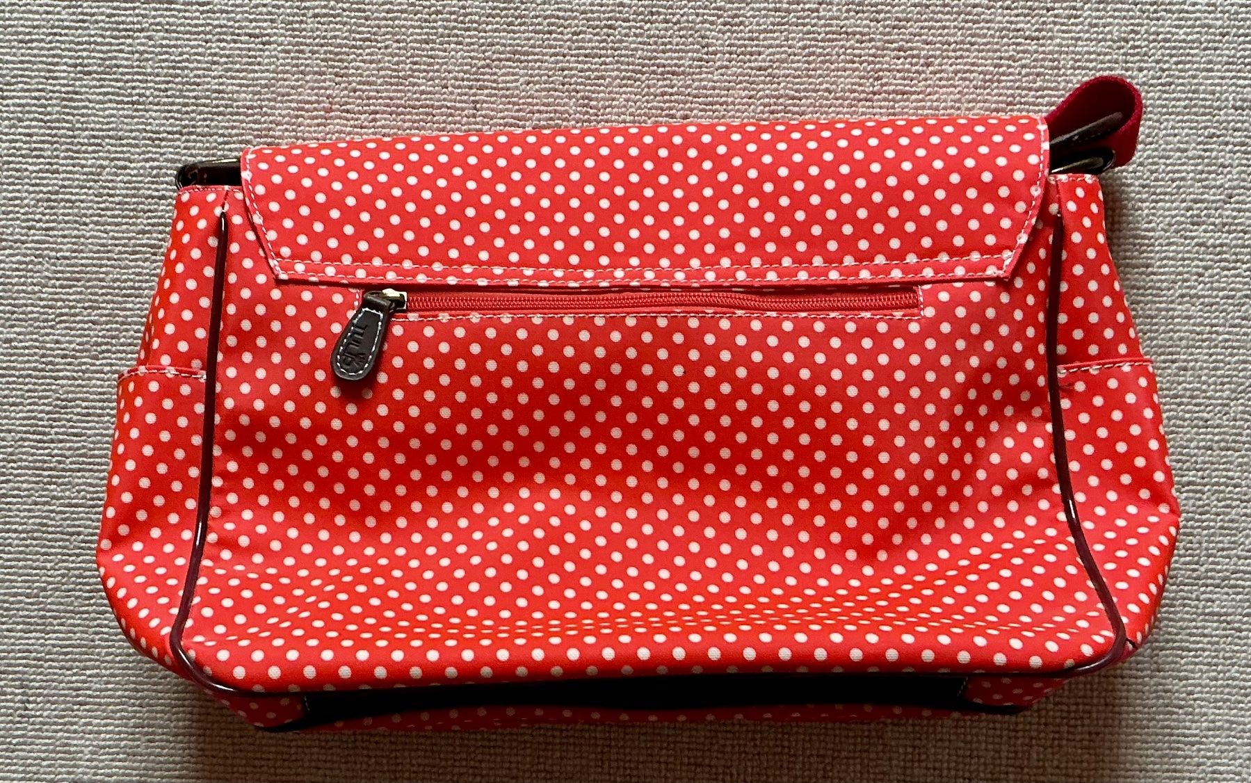 Altro in  Abbigliamento & Accessori: Schultertasche von Tulip – Usato da Büsserach venduto da Rosalie.1 6