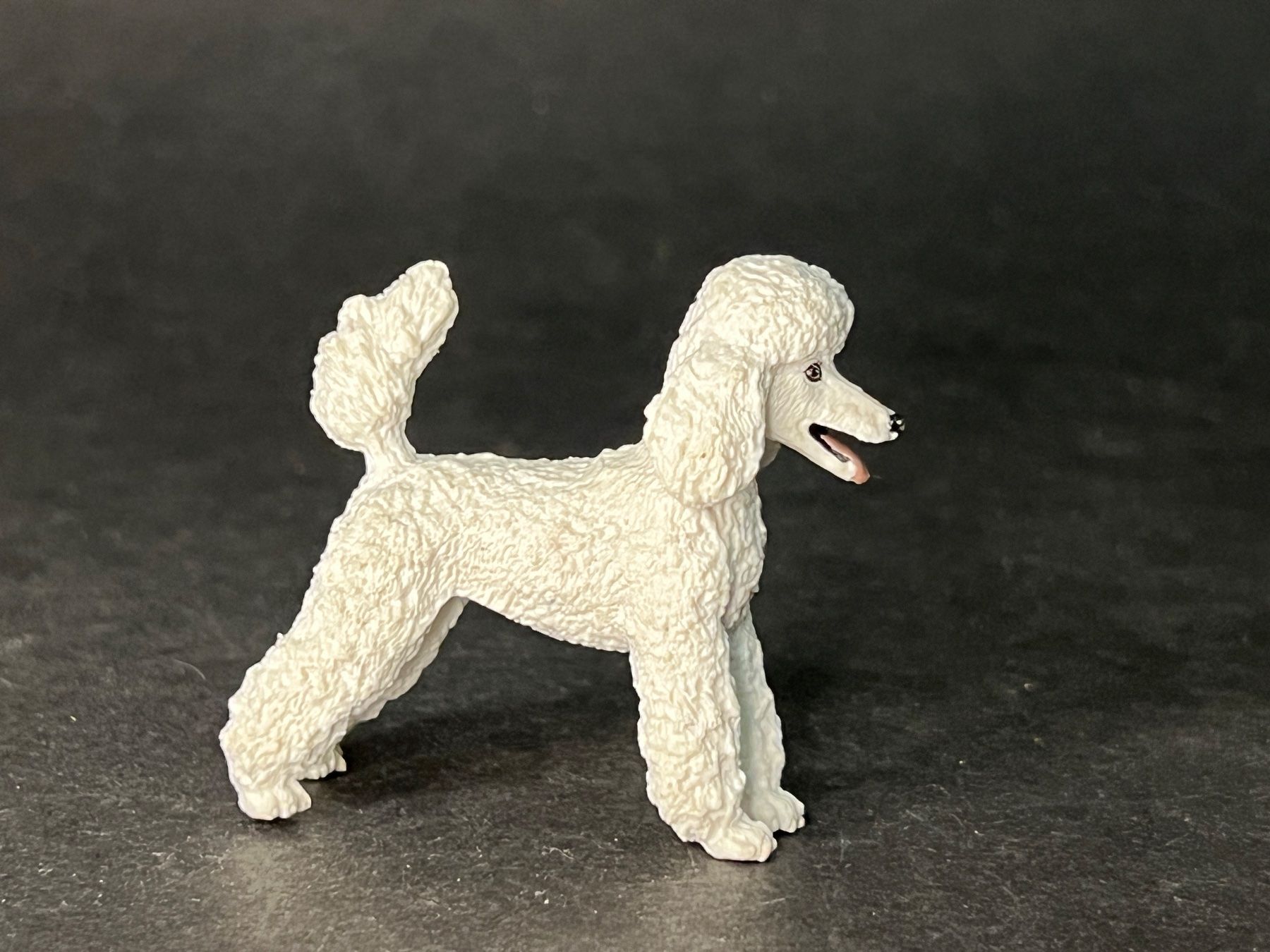 Schleich Statuette: Schleich Pudel Hund Hündin – Usato da Ennetbaden venduto da mapa05