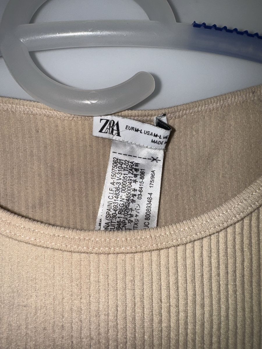 Zara Top: Zara Top mit Fransen, Beige, Grösse M/L – Usato da Pfäffikon ZH venduto da Tetu.33 1