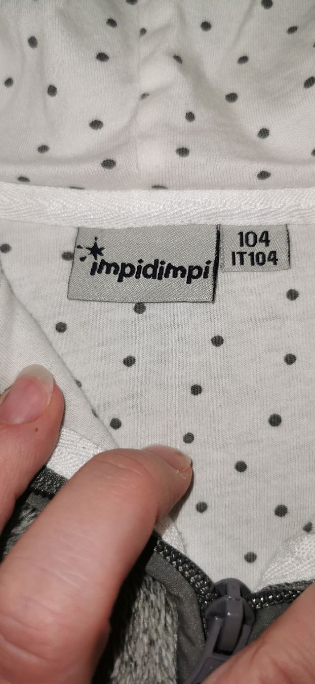 Maglioni & Felpe: Kuschelige Pullover Gr 104 – Usato da Winterthur venduto da Katyakaterina 2