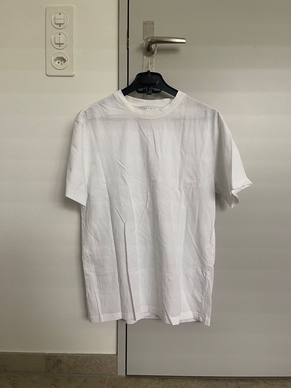T-shirt: FUTUR T-Shirt – Usato da Zürich venduto da lms_kt79 1