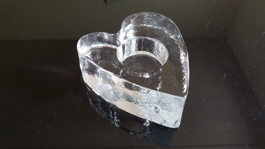 Portacandele: Teelichthalter massiv Glas in Herzform – Usato da Giswil venduto da online-Brockenhaus
