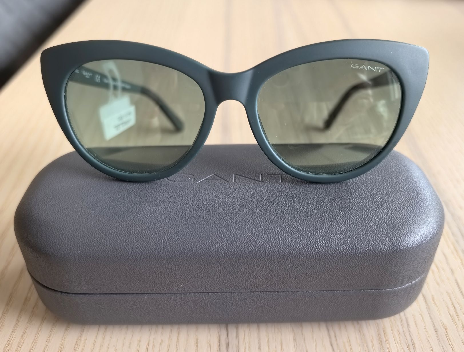 Gant Occhiali & Lenti: Gant Sonnenbrille Unisex – Nuovo e nell'imballaggio originale da Bad Ragaz venduto da AKahlon