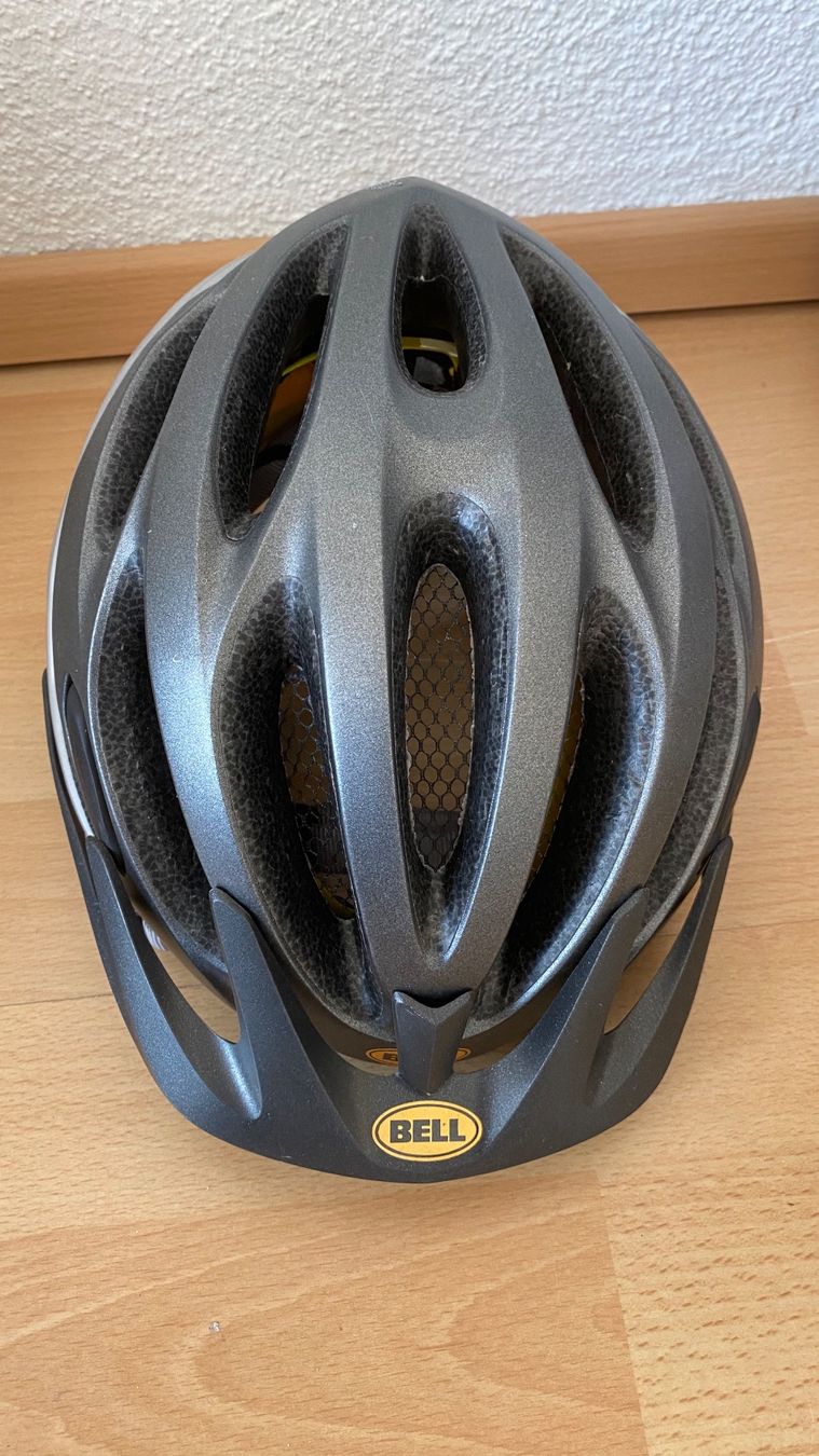 Caschi: Velohelm Neu – Usato da Brüttisellen venduto da kat_g7jv 1