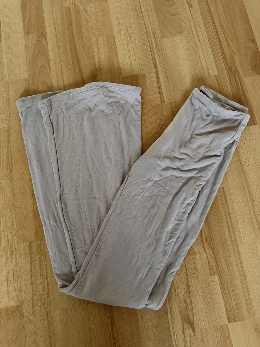 Hosen: Naked Schlaghose Grösse M  – Gebraucht aus Kirchberg BE von lea_kb6y 1
