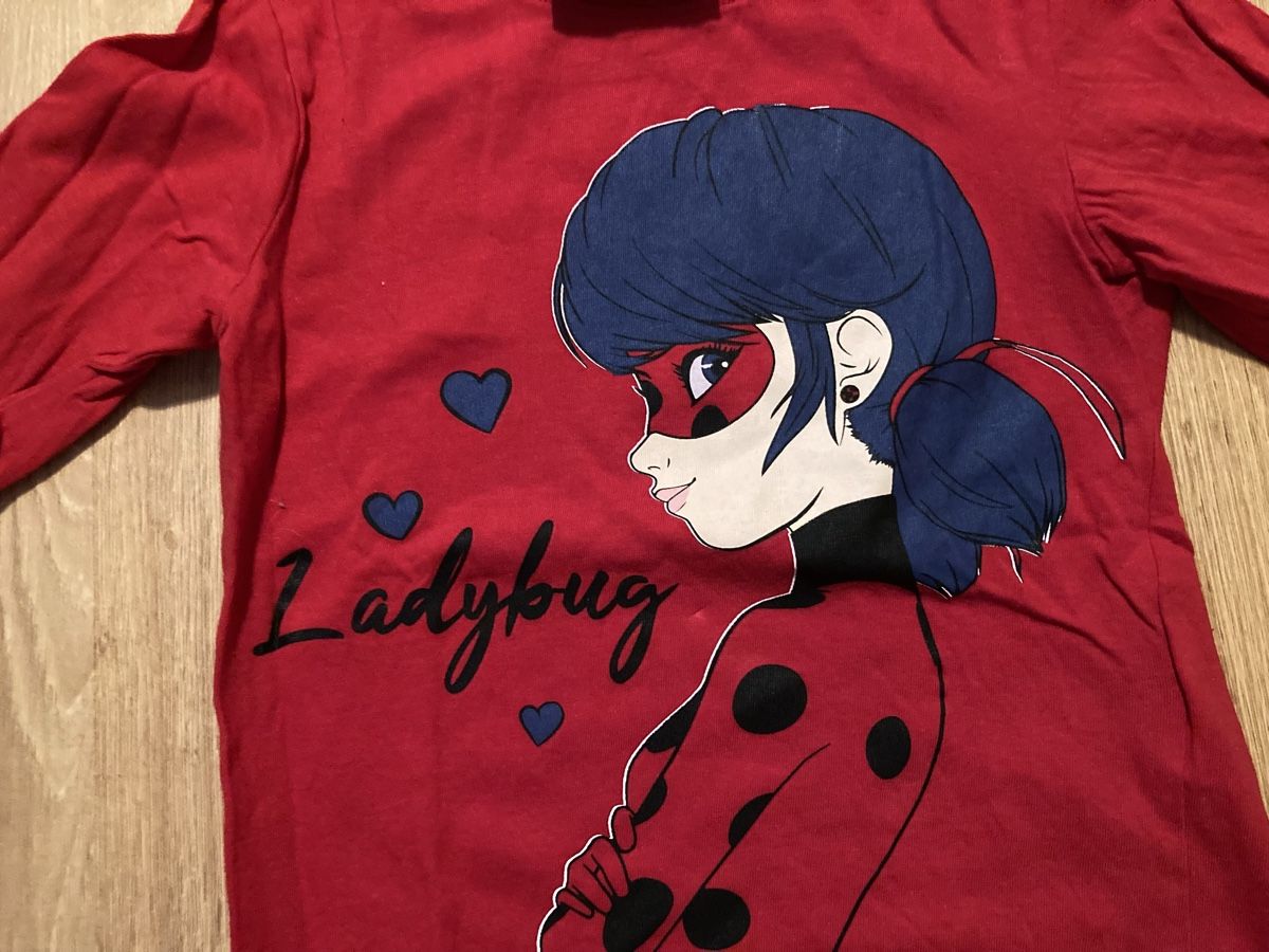Camicette, T-shirt & Top: Miraculous Ladybug Langarmshirt Gr. 122 – Usato da Emmenbrücke venduto da JJ_89 1