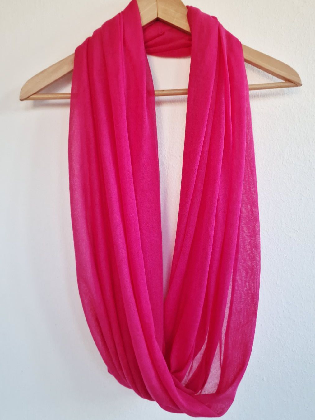 Foulard & Sciarpe: Damen Loop Schal Accessoires ca. 70cm x 85cm Pink – Usato da Hallau venduto da CHACLA 1