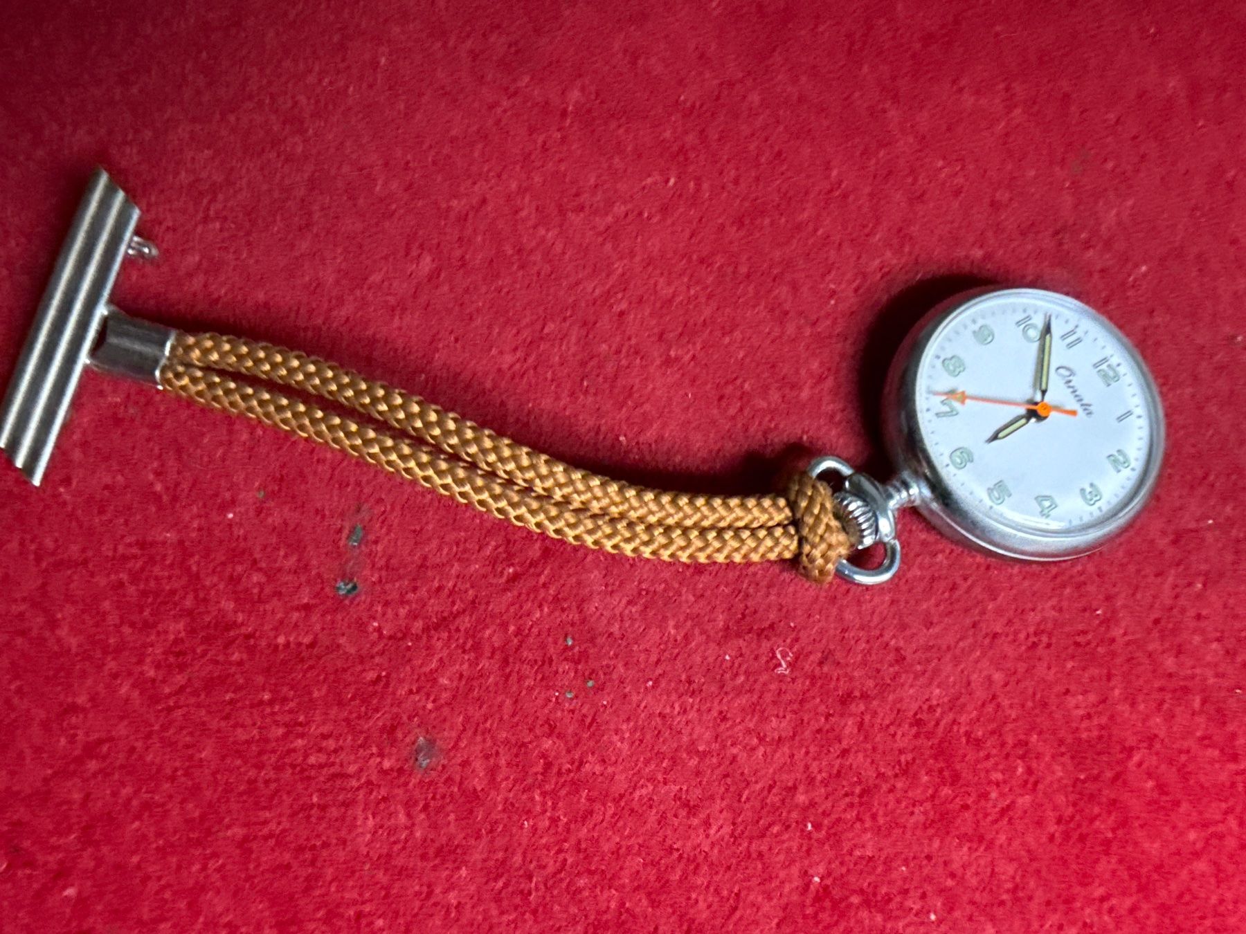 Orologi: Krankenschwester Uhr Handaufzug 29 mm – Usato da Pfeffingen venduto da Allhandelklgwatches 1