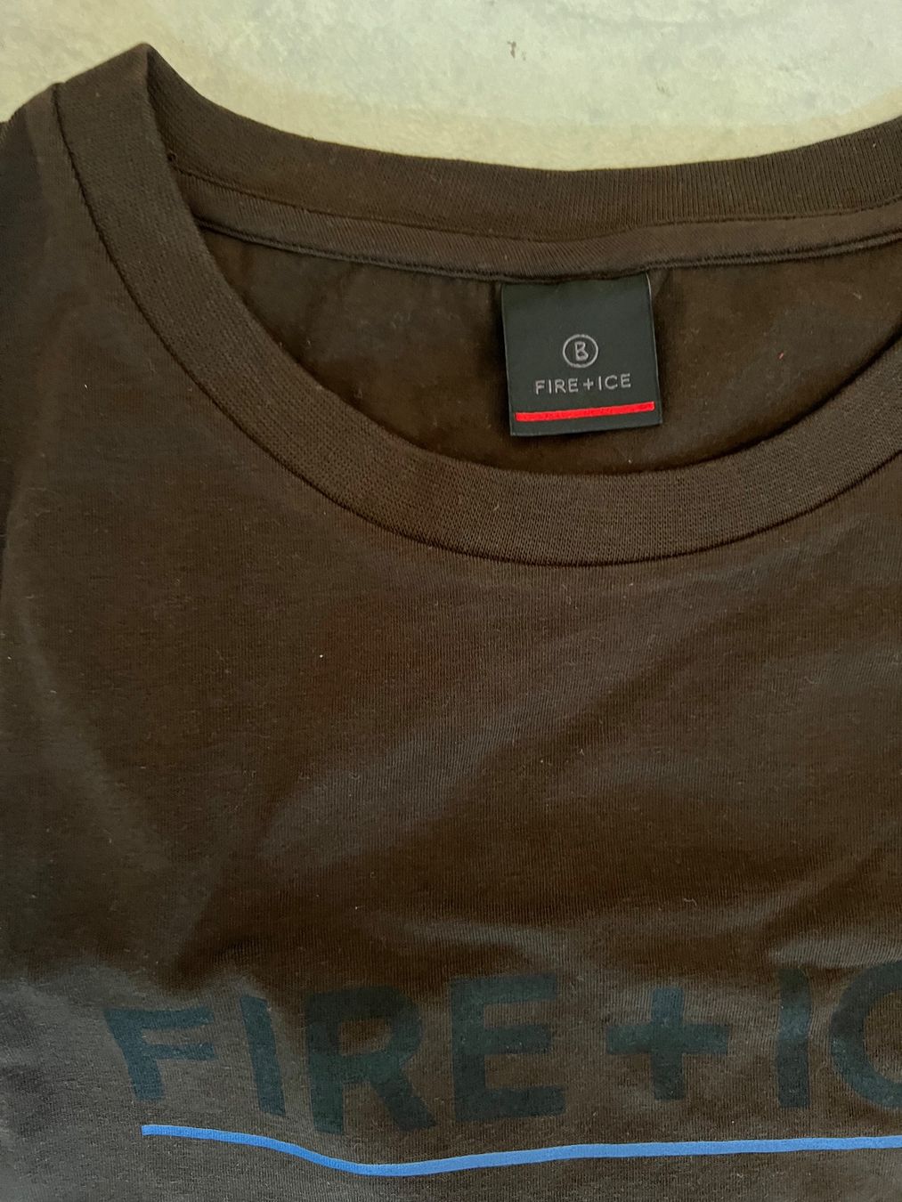 Magliette Polo: Lot de 6 T-shirt taille M – Usato da Basel venduto da La.Bonne.affaire 4