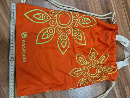 Westside Turnbeutel, orange mit Blumenmuster, neu K19