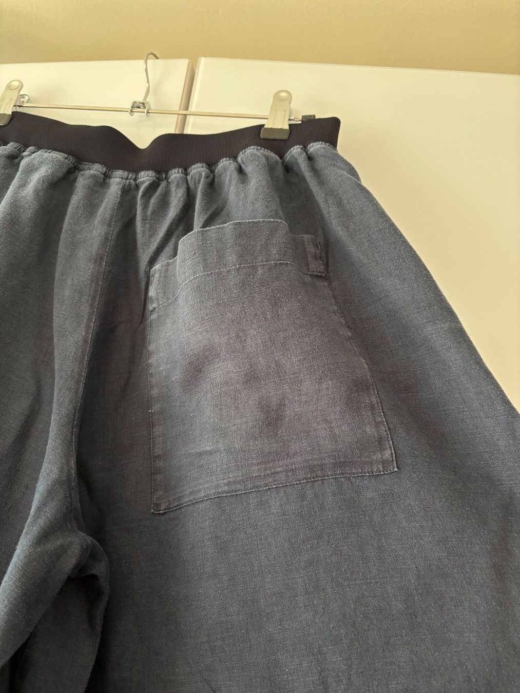 Cos Pantaloni: COS Shorts aus 100% Hanf Gr. 36 – Usato da Zürich venduto da missmodernage 3
