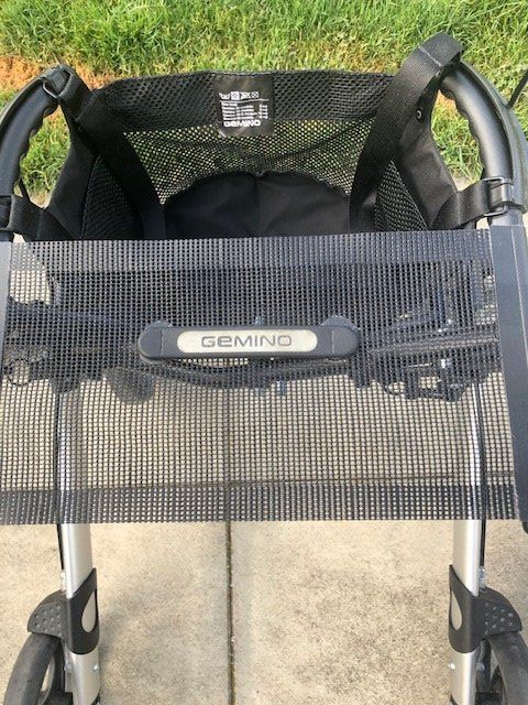 Aides à la marche: Rollator Gemino 30 S silber – D'occasion à Ruswil par Onneb71 2
