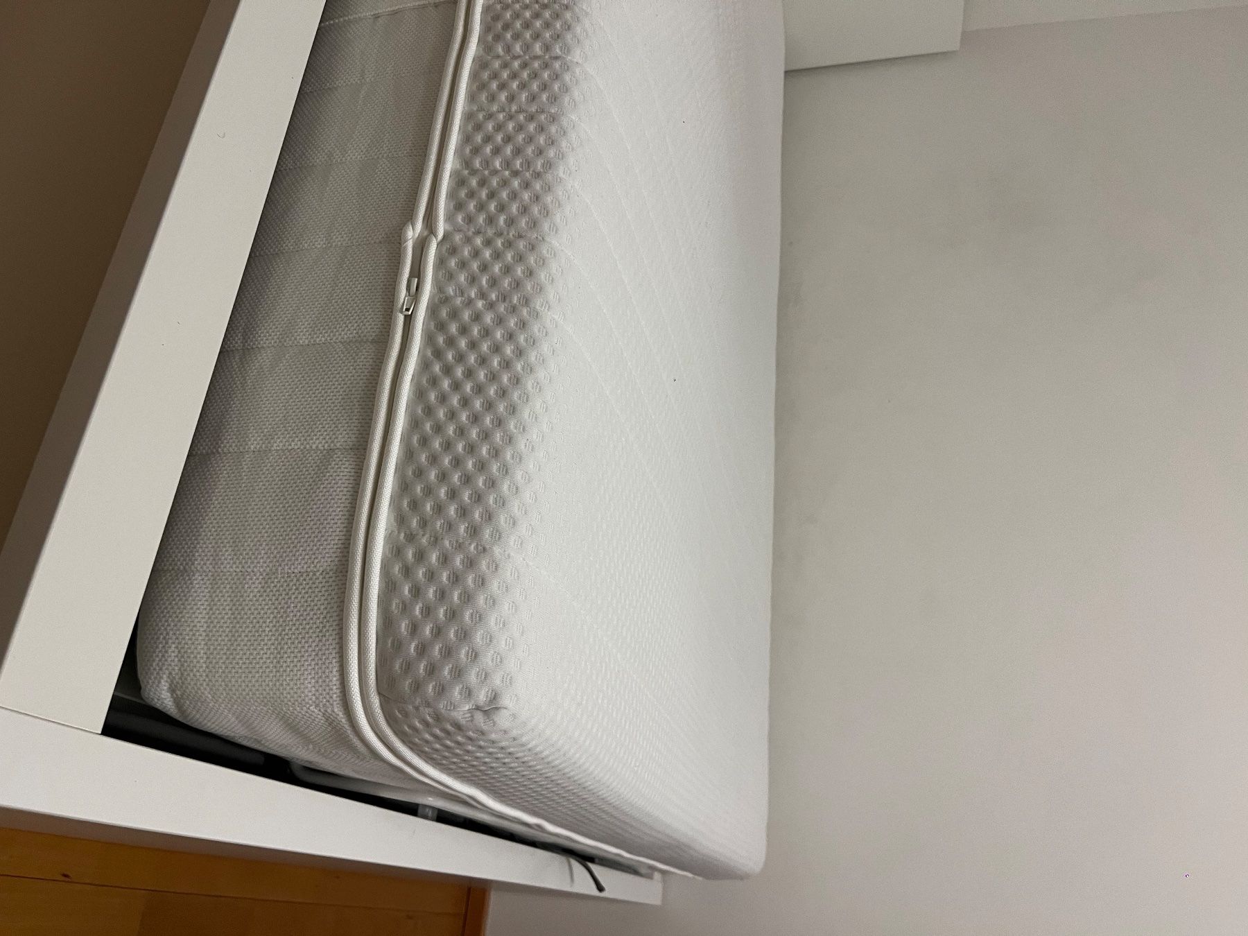 Materassi: Ikea mattress – Usato da Zürich venduto da nan_f2yz 1