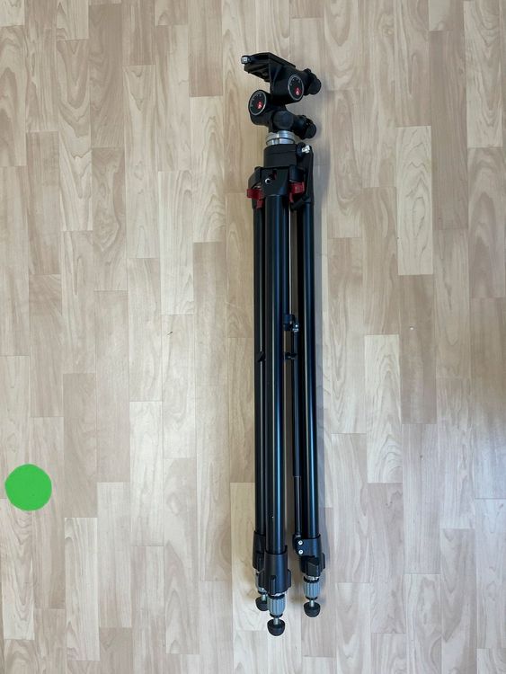 Manfrotto Treppiedi & Teste: Manfrotto 058B Stativ + Stativkopf 410 Neigekopf + Tasche – Usato da Malters venduto da phi_f69q 1