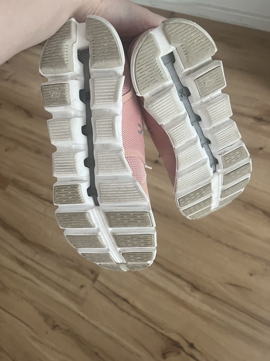 On Scarpe da donna: On Cloud 5 Sneaker in rosa, Grösse 39  – Usato da Dietikon venduto da rts888 2