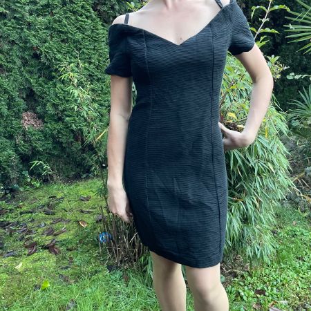 Elegante abito nero , taglia S/M, primavera e l’estate 👗🖤