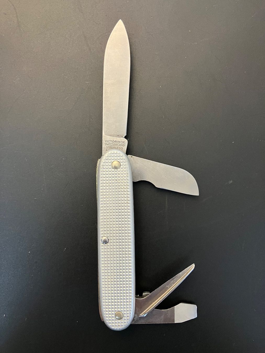 Victorinox Coltelli tascabile: Victorinox Old-Cross Technician Silber Sackmesser – Usato da Aarburg venduto da Wendepunkt_Fundgrube 3