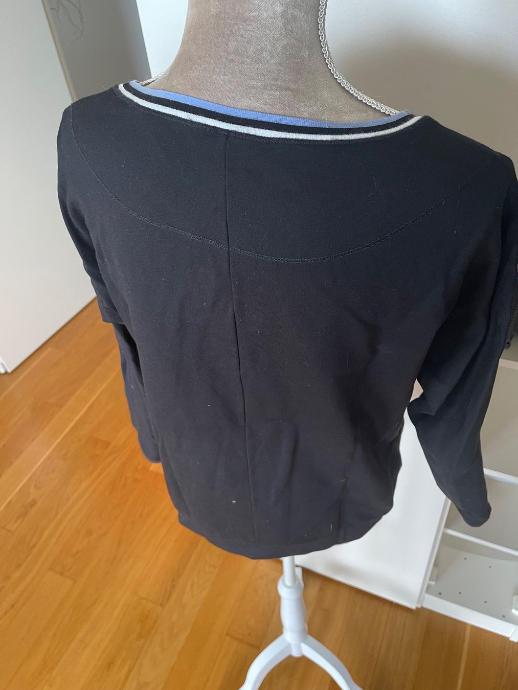 Marc Cain Maglioni & Felpe: Marc Cain Pullover Gr. 36 mit Tigerkopf – Usato da Kreuzlingen venduto da shopaholicatheart_3 3