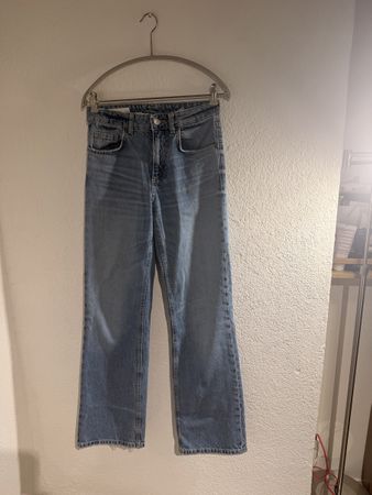 Zara Jean Coupe Droite, Taille 34, Denim clair - Parfait!
