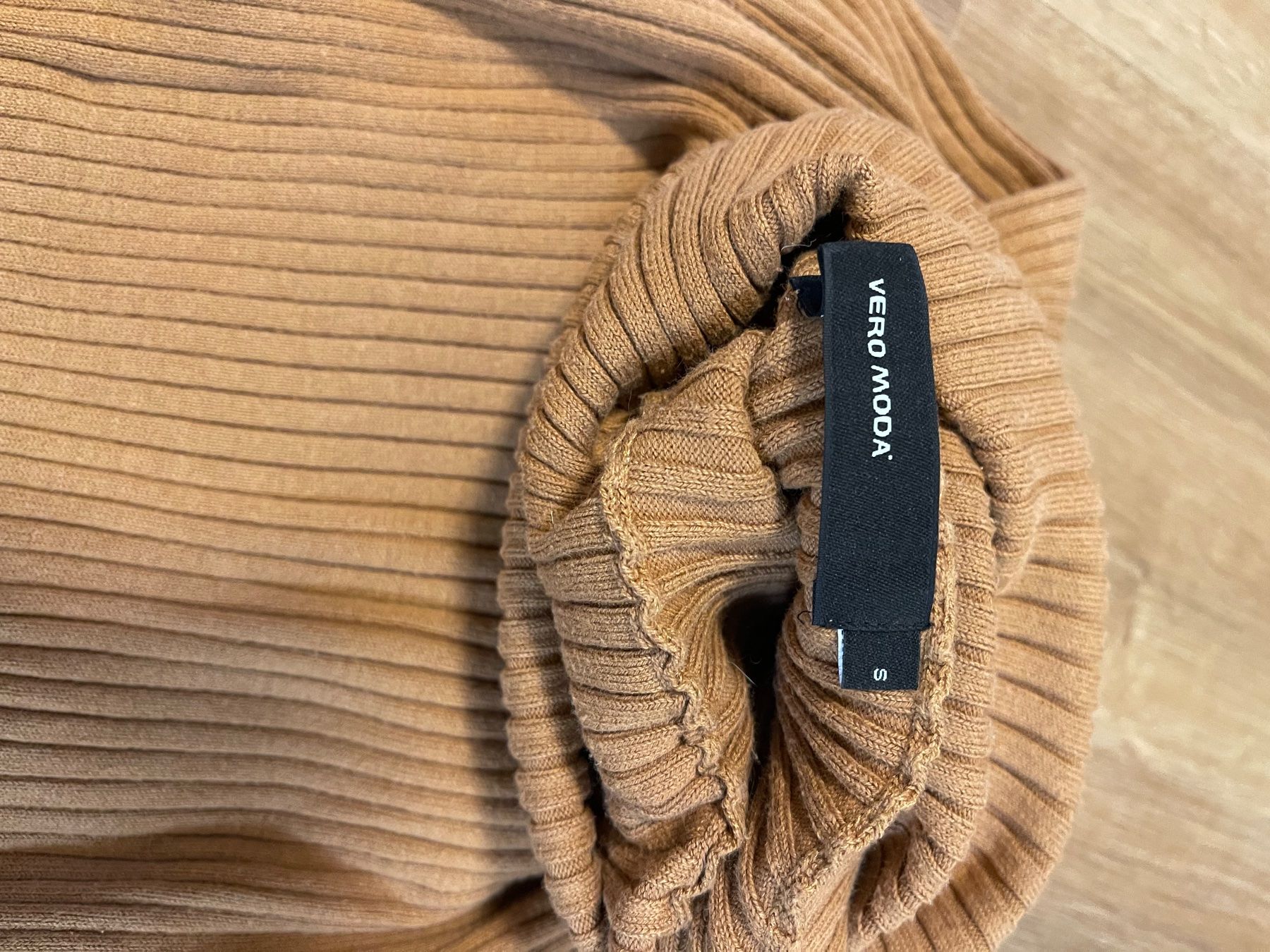 Maglioni & Felpe: Rollkragenpullover Veromoda Gr S – Usato da Bassersdorf venduto da Sandy456 3