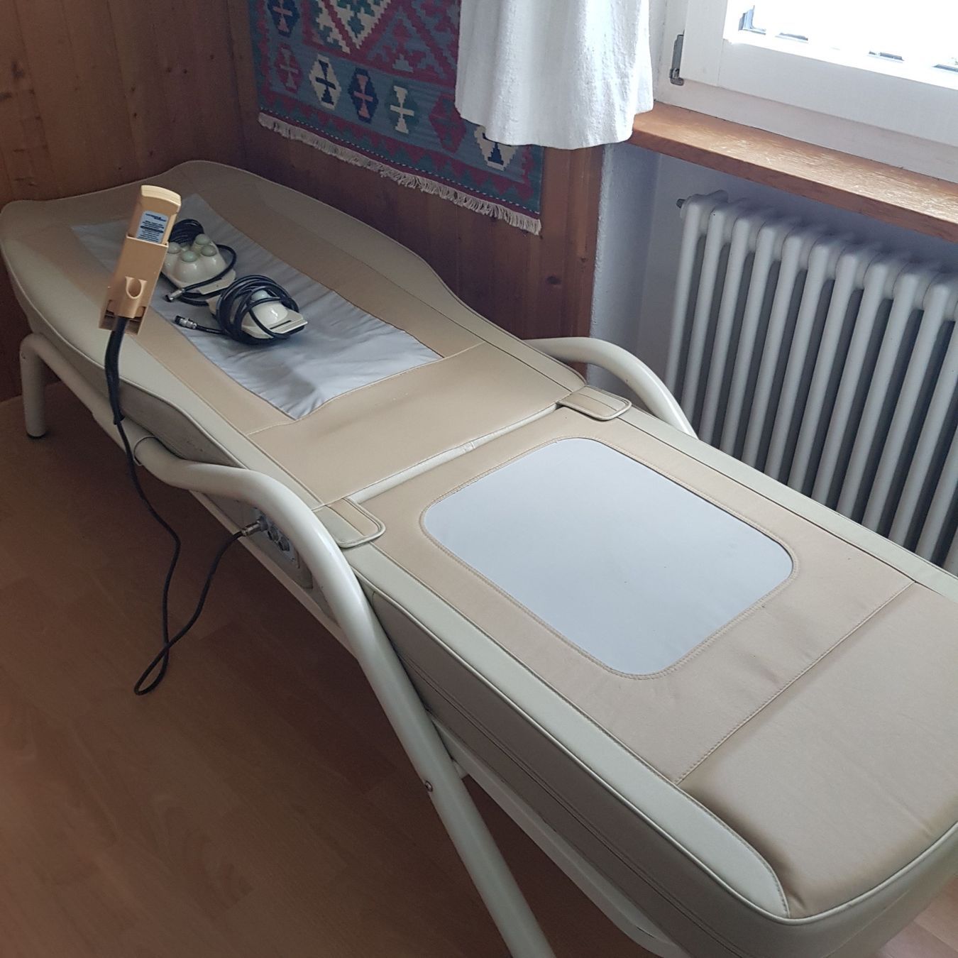 Ceragem Massagegeräte: Ceragem, Massageliege – Gebraucht aus Böbikon von morgenstern77 1
