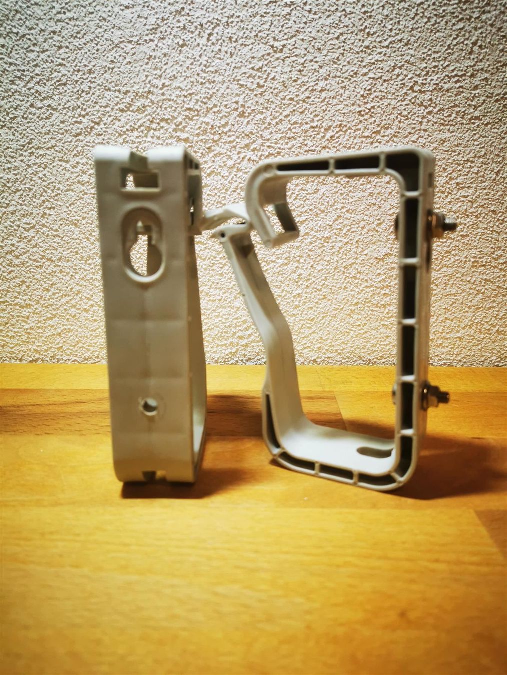 Racks & Ständer: Kabel Management für Rack – Gebraucht aus Buchs ZH von Sutoris 4
