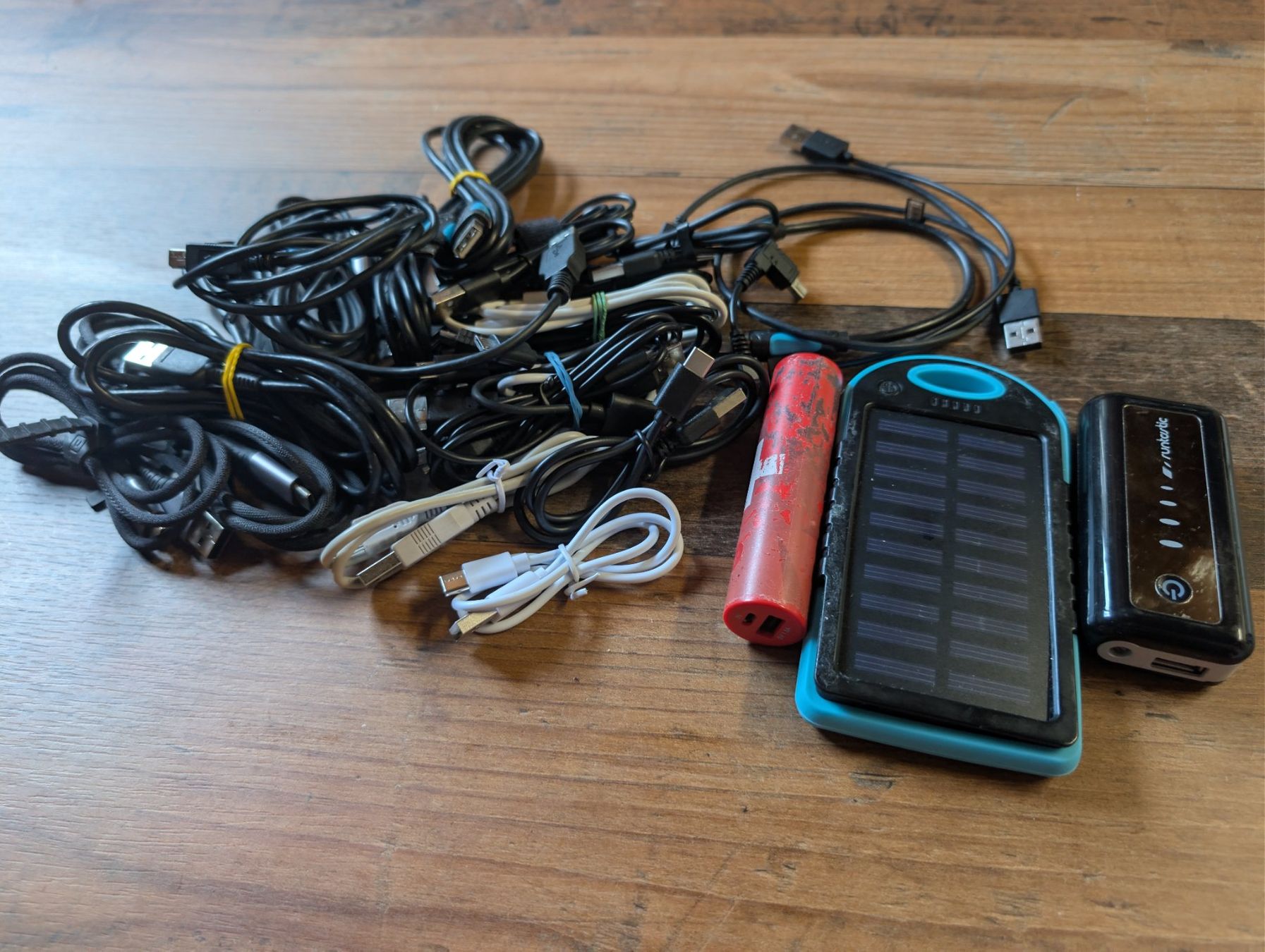 Kabel: Telefon-Zubehör - Diverse USB Kabel – Gebraucht aus Neuenhof von mlw_w98j 4