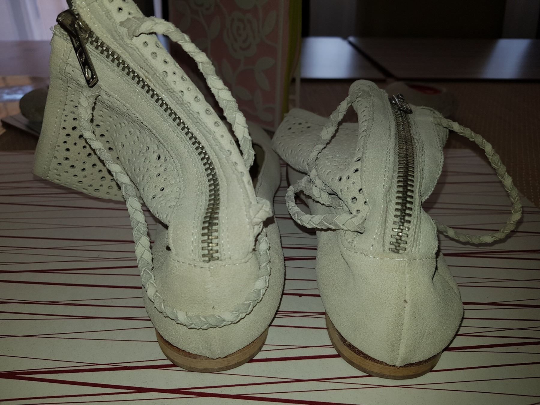 Damenschuhe: LOVE BY DUNE Chaussures / Schuhe pointure / Nummer 36 – Neu und originalverpackt aus Cossonay-ville von Super-Price-Quality 4
