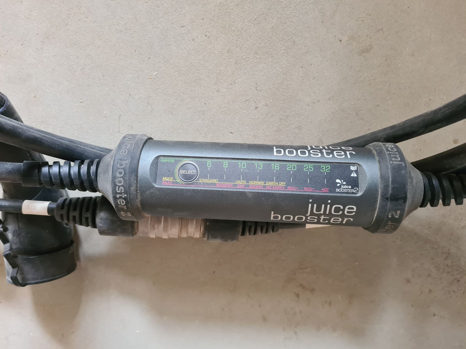 Juice Caricabatterie: defekter Juice Booster – Difettoso da Treiten venduto da Zirgi61