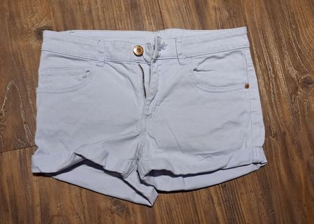 Helle Sommer-Shorts, Grösse 146  Top Zustand! ☀️