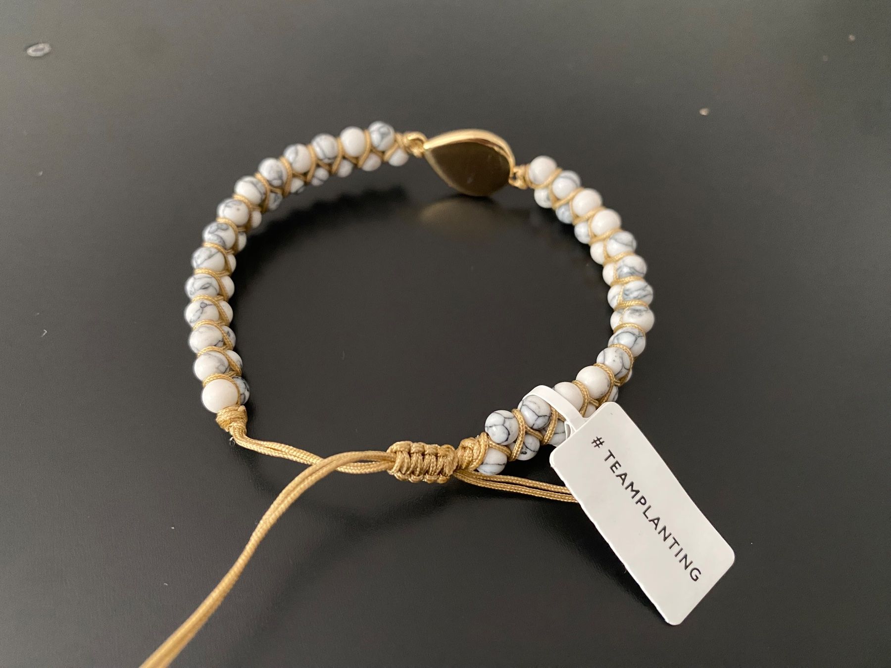 Bracelets: Armband – Neuf avec emballage d'origine à Buchrain par Sisi83 2