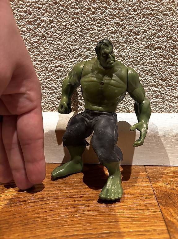 Statuette: Hulk Figur – Usato da Zeihen venduto da MaKaZeAg 1